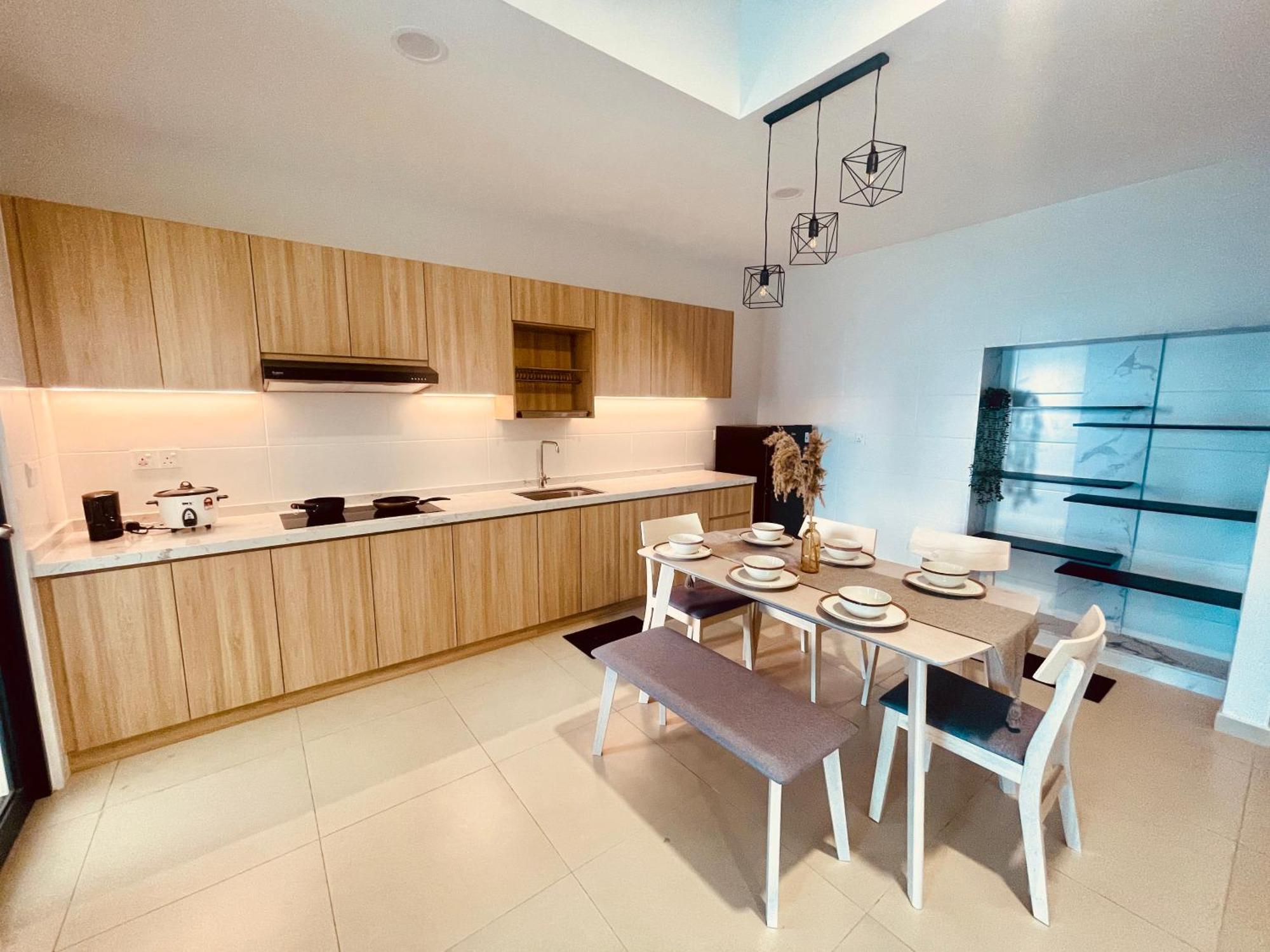 Reizz Ampang By Iconus