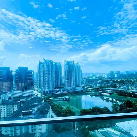 Reizz Residence Ampang By Iconus Kuala Lumpur Bagian luar foto